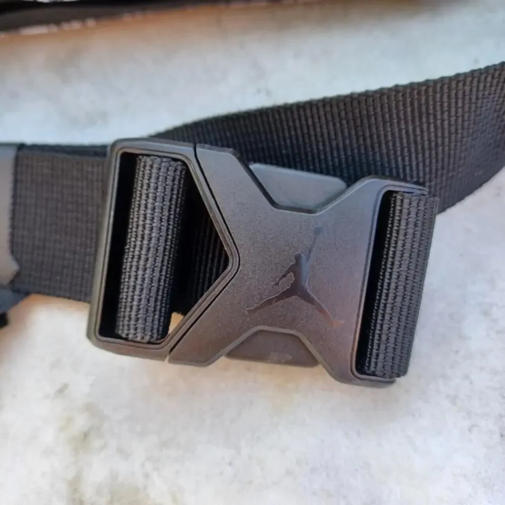 Nike Air Jordan Fanny Pack Hip Waist Belt Crossbody Bag Elephant Print 9B0533 G3 - Picture 6 of 15